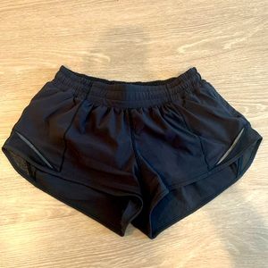 LULULEMON HOTTY HOT SHORTS